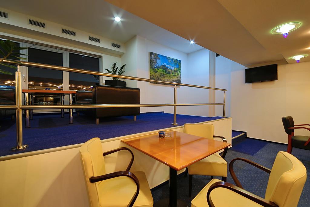Hotel Saris Бардеёв Экстерьер фото