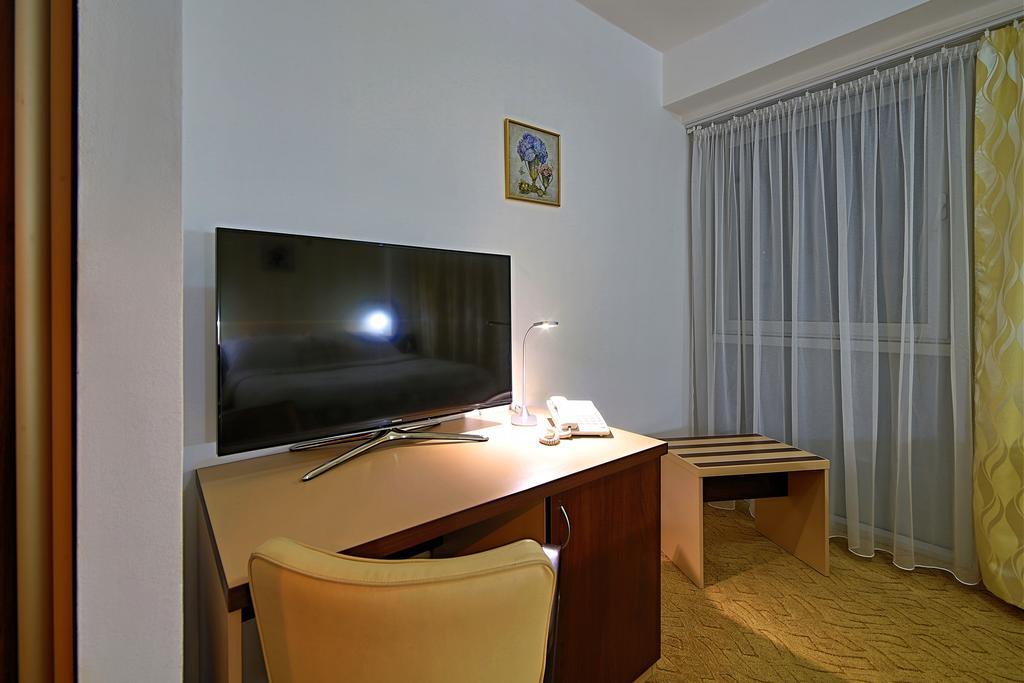 Hotel Saris Бардеёв Экстерьер фото